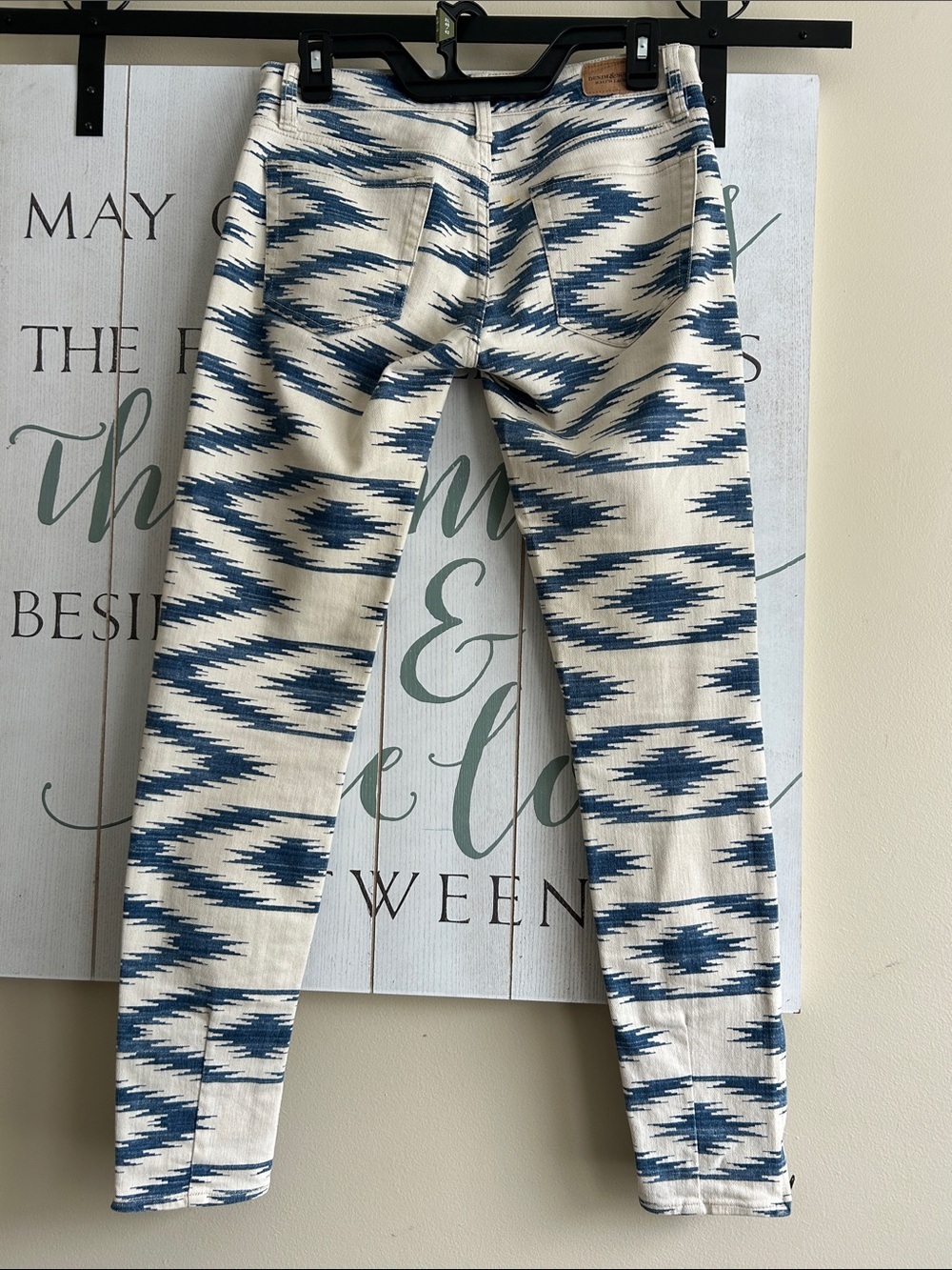 Denim & Supply Ralph Lauren Women’s Blue & Cream Patterned Slim Jeans, size 26 - Picture 4 of 5